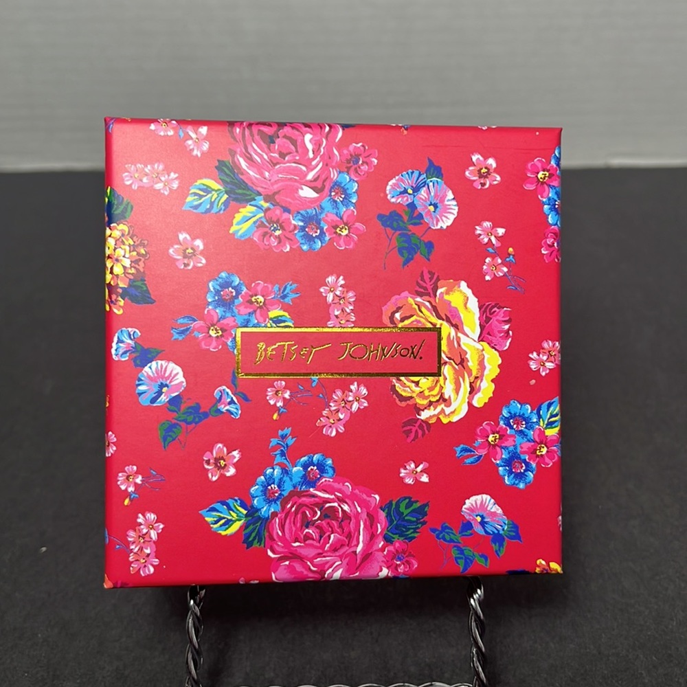 Betsey Johnson Watermelon Popsicle Dangle Drop Earrings NWT - Picture 8 of 8